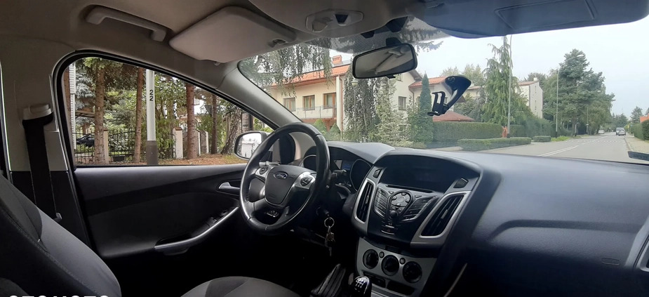 Ford Focus cena 17900 przebieg: 259000, rok produkcji 2011 z Rzeszów małe 4